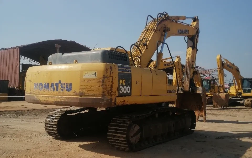 Used Komatsu PC300-7 Excavator