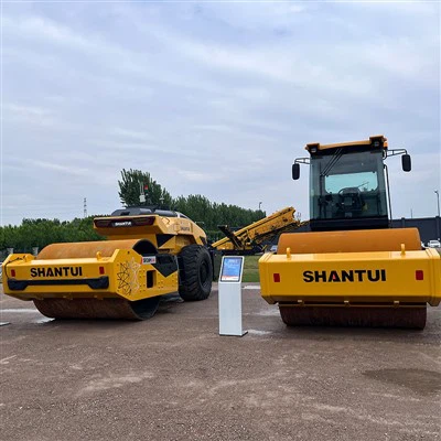 Große Straßenwalze